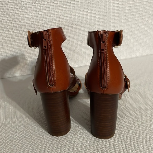 Madden girl, block heel sandals. - Picture 2 of 10